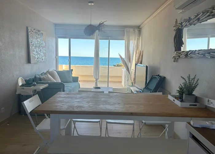 Апартаменты Seaside Spirit *